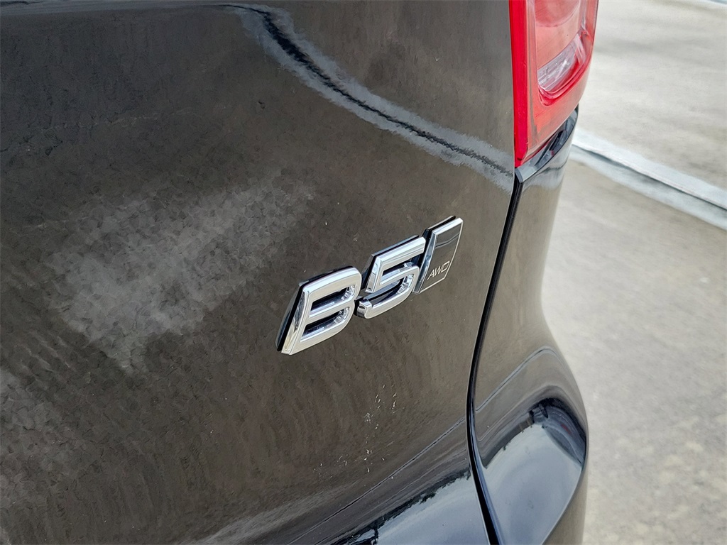 new 2026 Volvo XC40 car, priced at $50,200