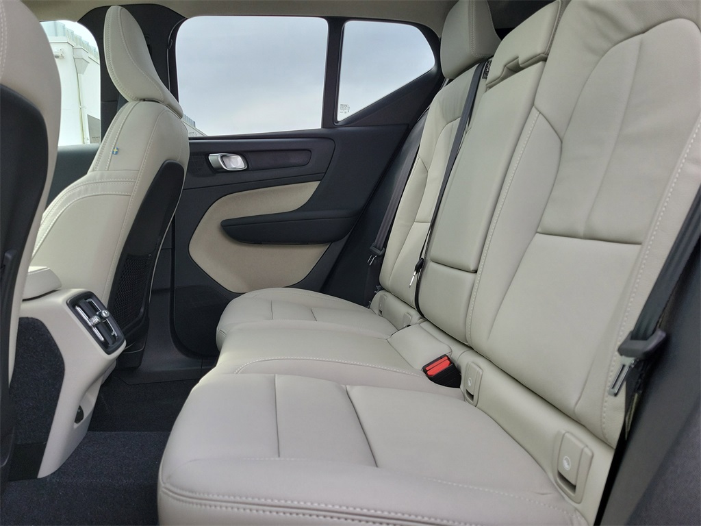 new 2026 Volvo XC40 car, priced at $50,200