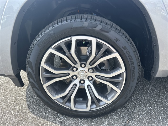 2025 Ram 1500 photo 11