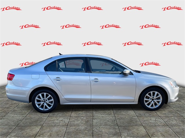 2014 Volkswagen Jetta 1.8T SE photo 2