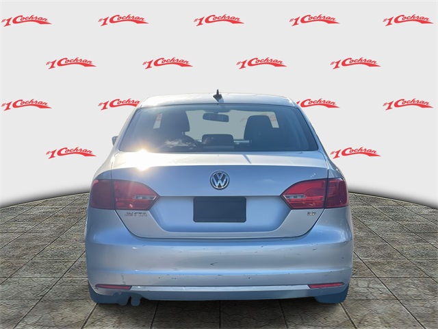 2014 Volkswagen Jetta 1.8T SE photo 4