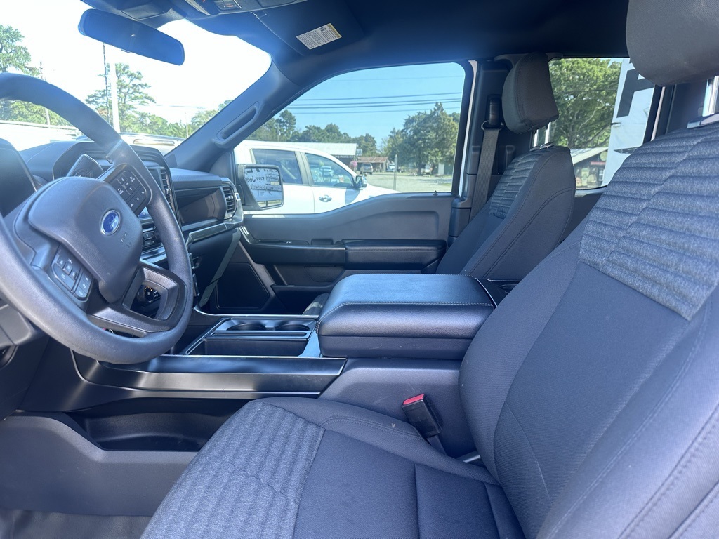 2023 Ford F-150 XL photo 4