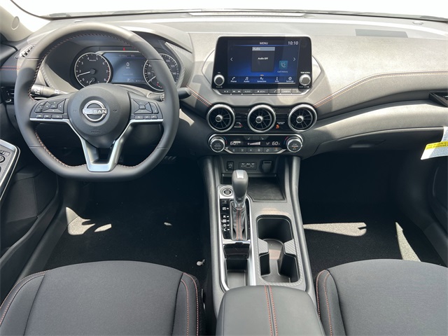 2025 Nissan Sentra SR photo 2