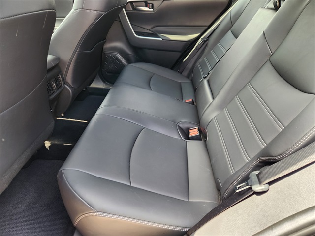 2022 Toyota RAV4 XLE Premium photo 27