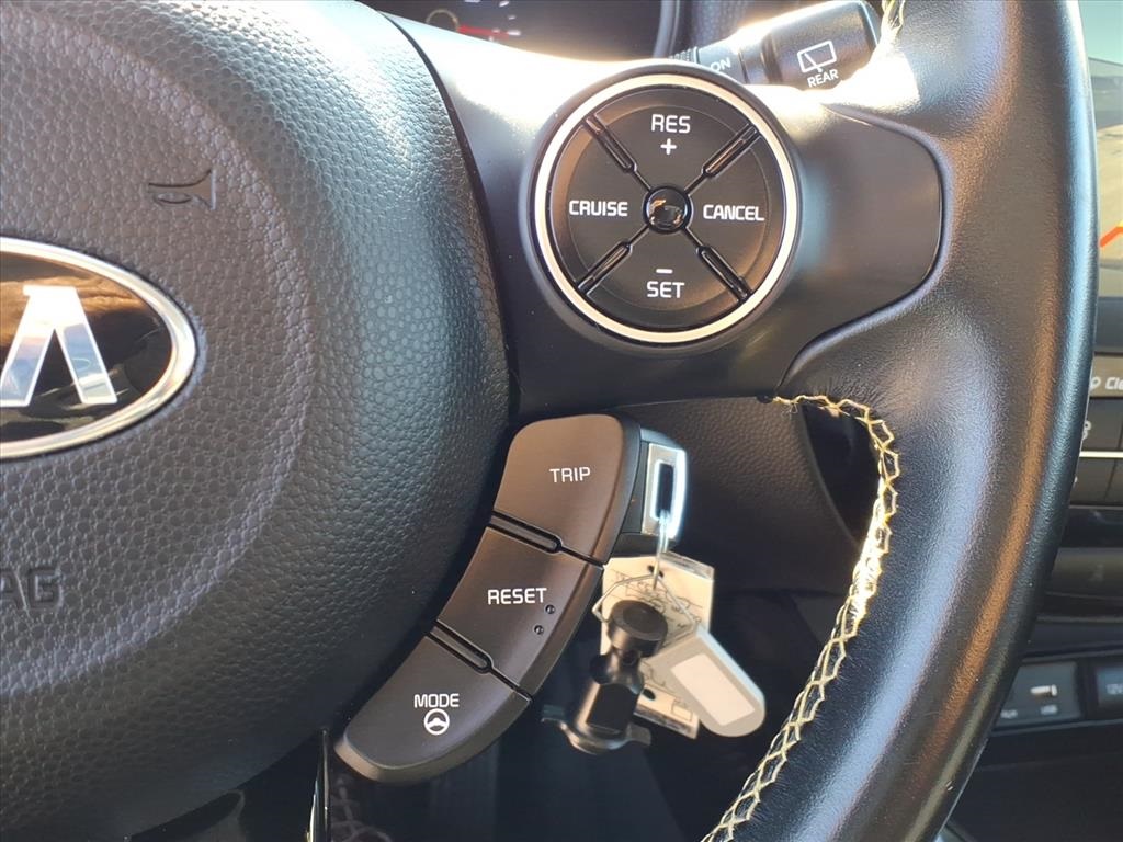 used 2016 Kia Soul car, priced at $8,900