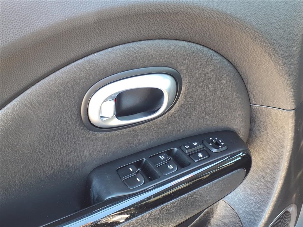 used 2016 Kia Soul car, priced at $8,900