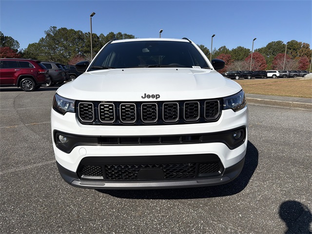 2026 Jeep Compass Latitude Altitude photo 2