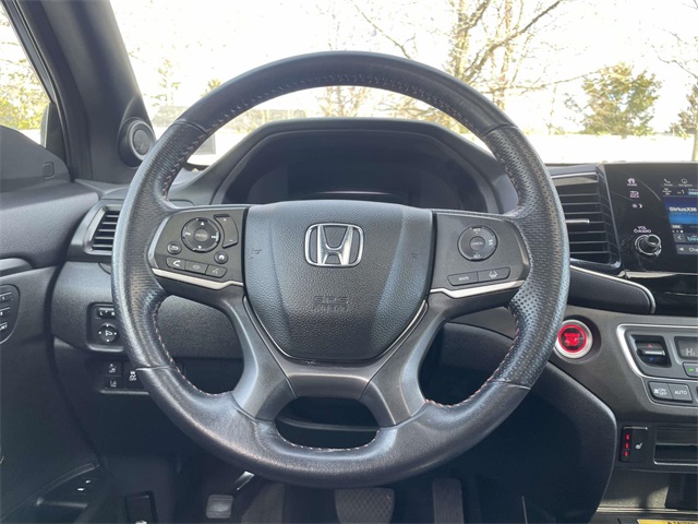 used 2022 Honda Pilot car, priced at $30,211