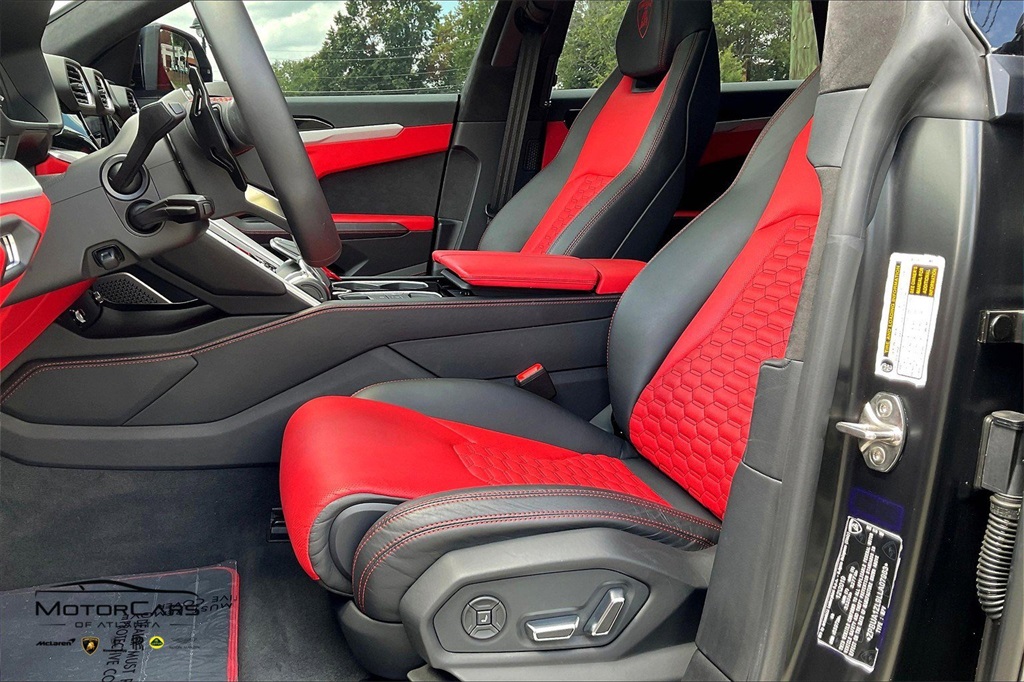 2020 Lamborghini Urus AWD SUV