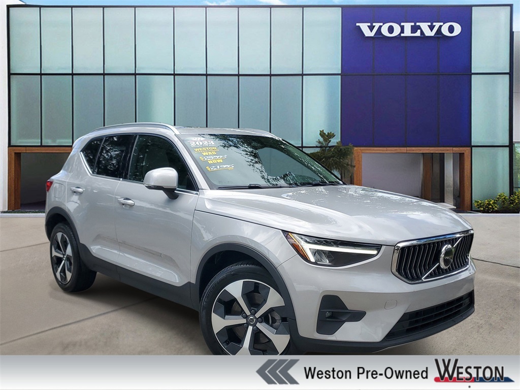 used 2023 Volvo XC40 car, priced at $27,995