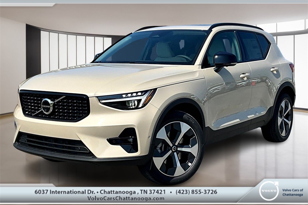 2026 Volvo XC40