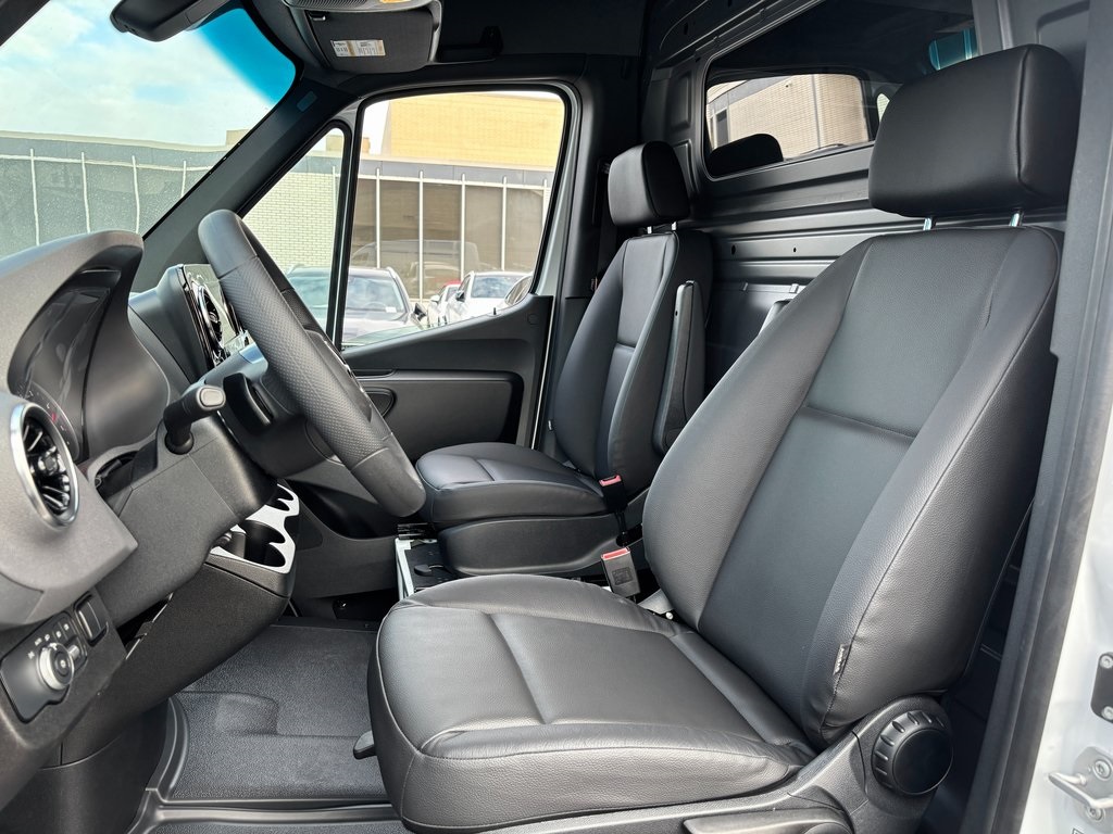 new 2026 Mercedes-Benz Sprinter 2500 car, priced at $69,183