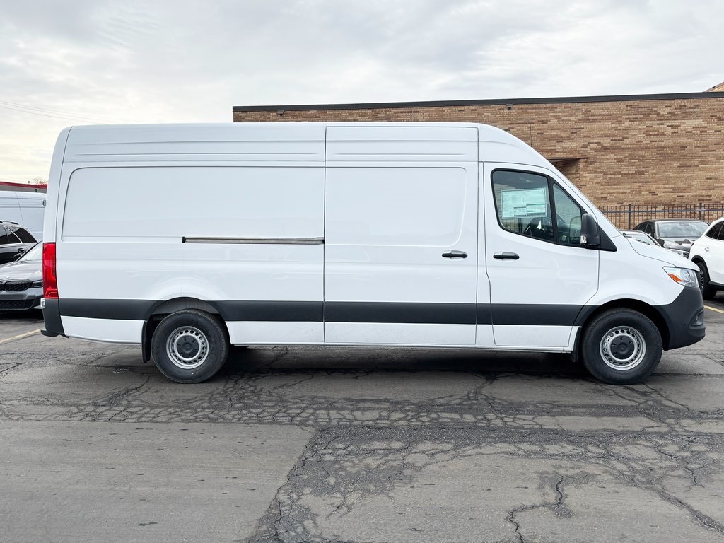 new 2026 Mercedes-Benz Sprinter 2500 car, priced at $69,183