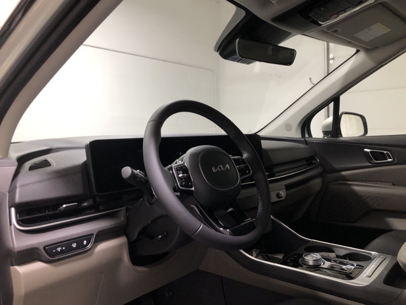 2026 Kia Carnival EX photo 19