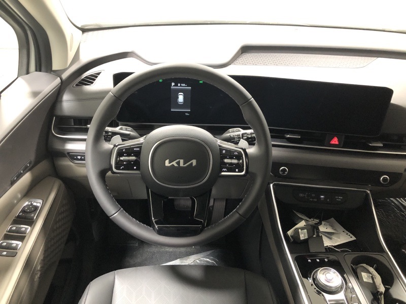 2026 Kia Carnival EX photo 27