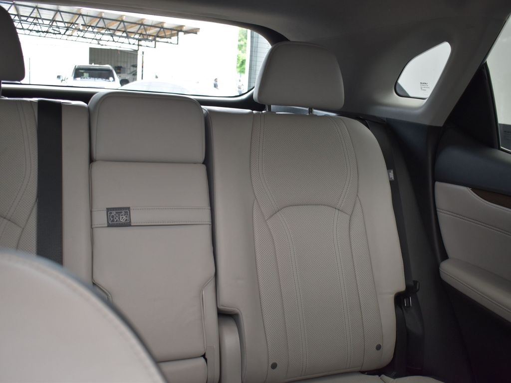 2017 Gray Pearl Lexus RX 350 FWD SUV