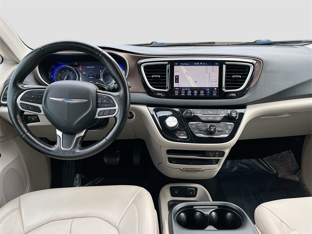 2019 Chrysler Pacifica Touring Plus photo 20