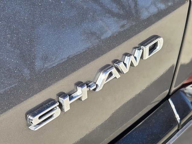 used 2025 Acura MDX car, priced at $57,200