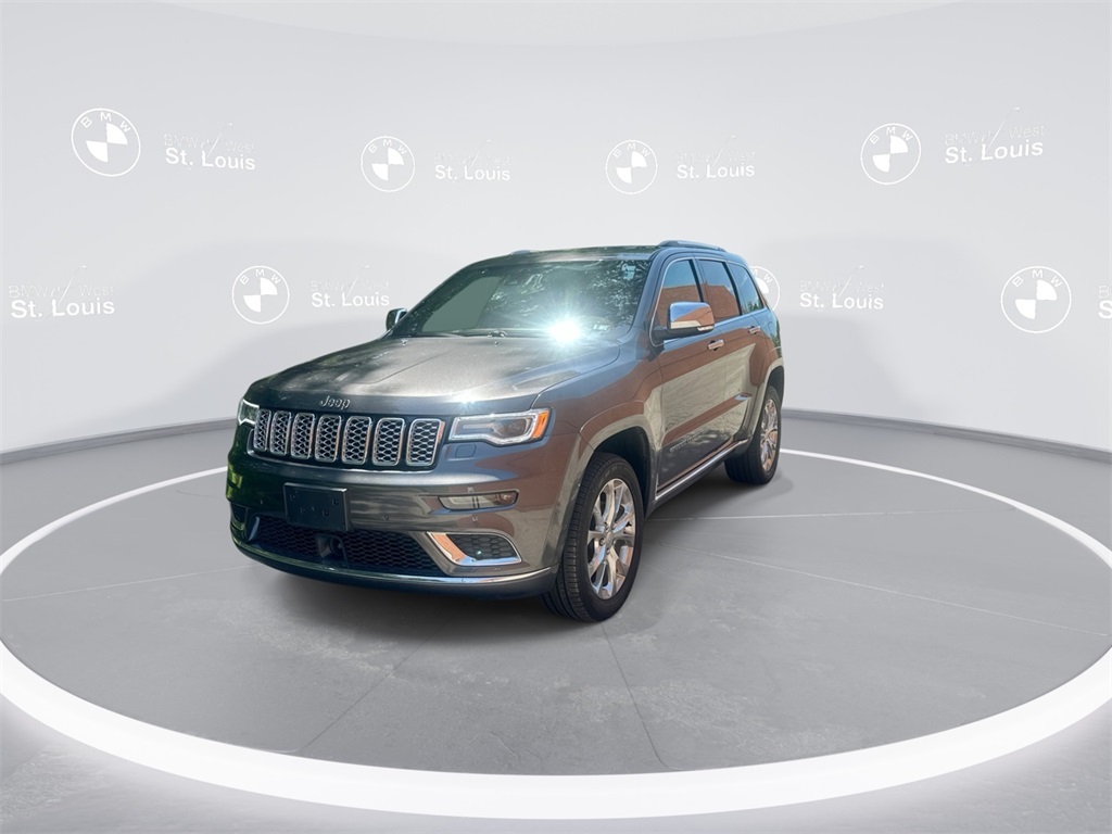 Grand Cherokee Summit