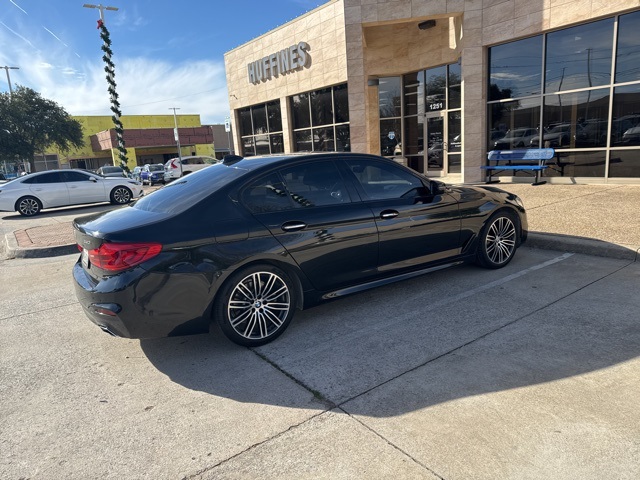 2017 BMW 5 Series 530i's photo