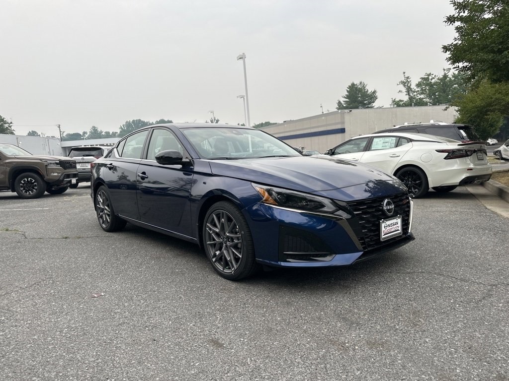 New 2023 Blue Nissan 2.0 SR image 2