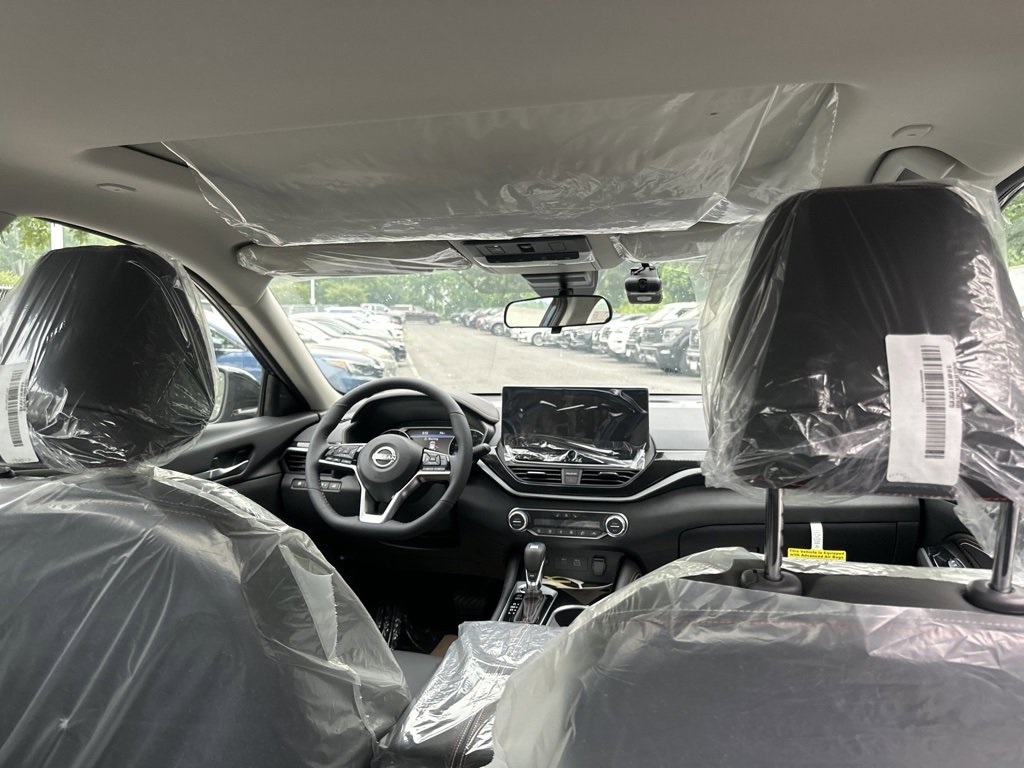 New 2023 Blue Nissan 2.0 SR image 30