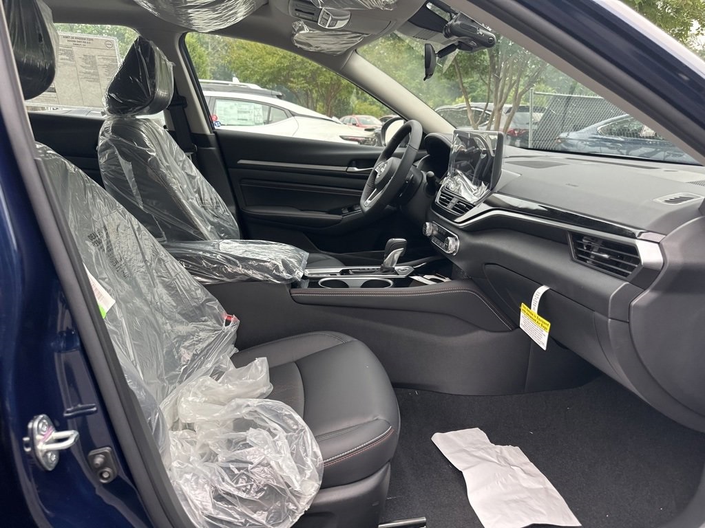 New 2023 Blue Nissan 2.0 SR image 31