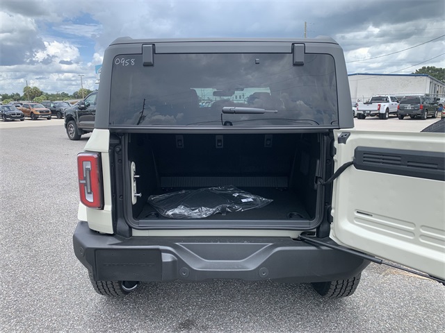 2025 Desert Sand Ford Bronco Outer Banks 4X4 SUV