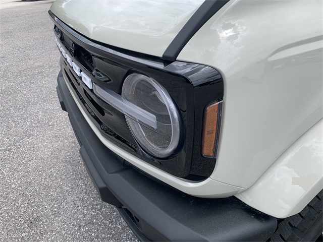 2025 Desert Sand Ford Bronco Outer Banks 4X4 SUV