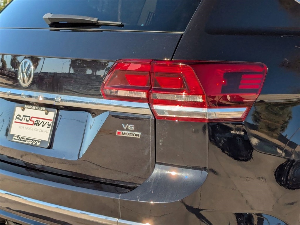 2019 Volkswagen Atlas V6 SE Technology R-Line photo 4