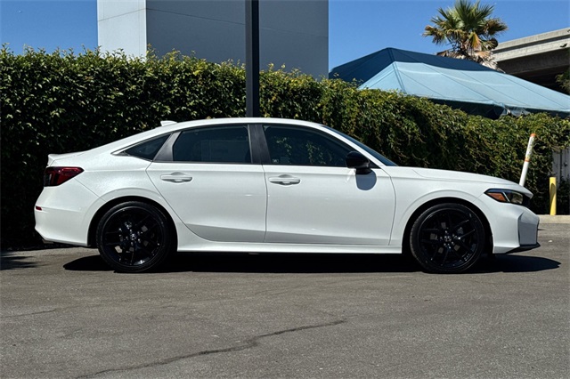 2026 Honda Civic Sport photo 3