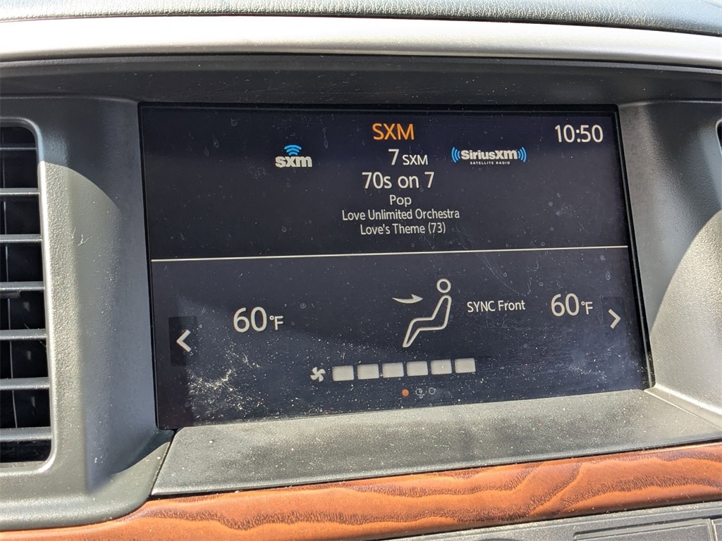 2020 Nissan Pathfinder Platinum photo 25