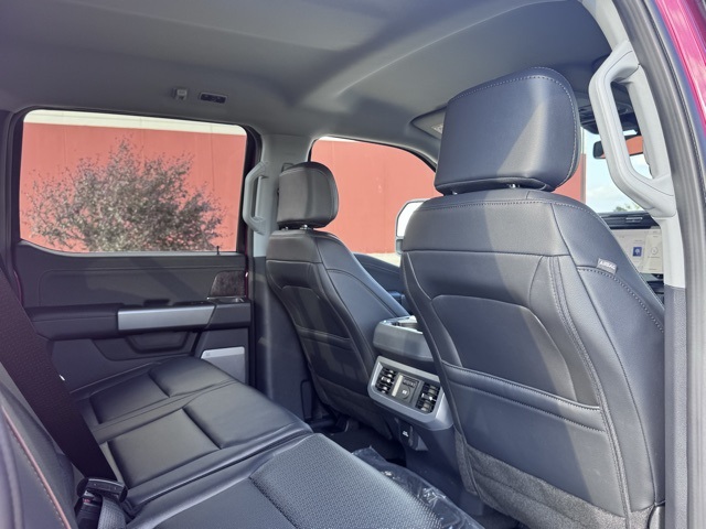 2026 Ford F-350 Super Duty Lariat