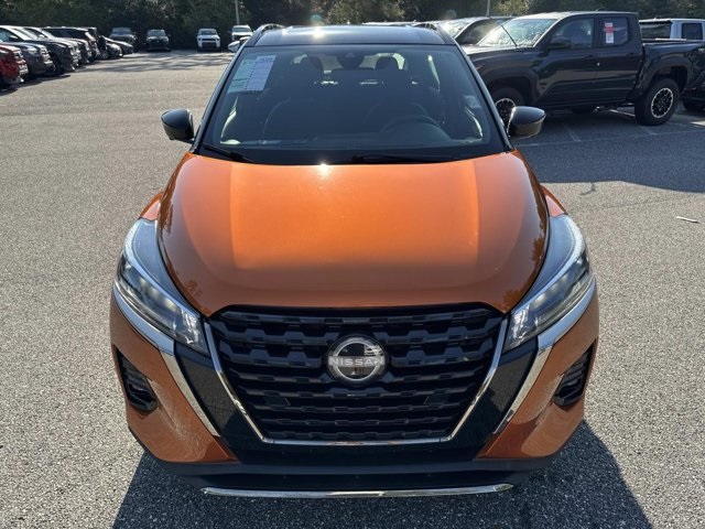 2022 Nissan Kicks SR photo 5