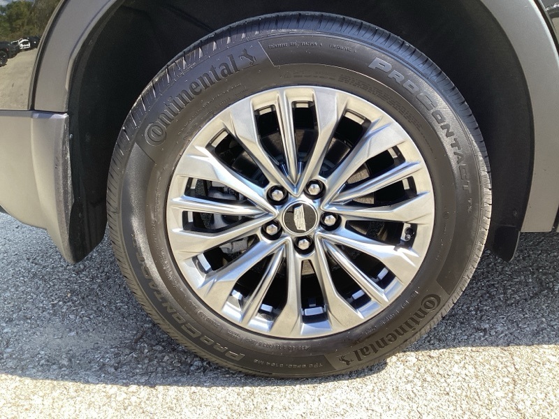 2024 Cadillac XT4 Premium Luxury photo 9