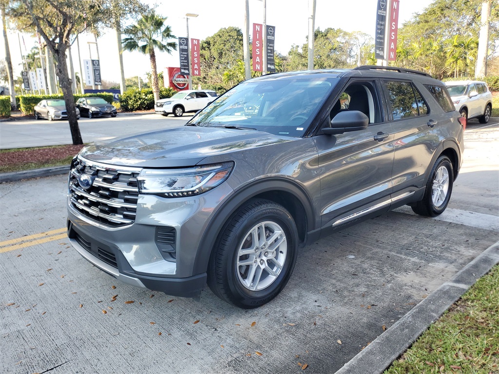 used 2025 Ford Explorer car, priced at $33,295