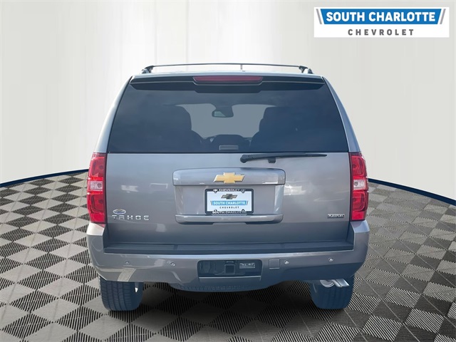 2012 Chevrolet Tahoe LT photo 2