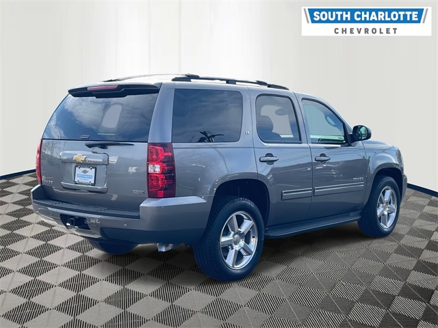 2012 Chevrolet Tahoe LT photo 3