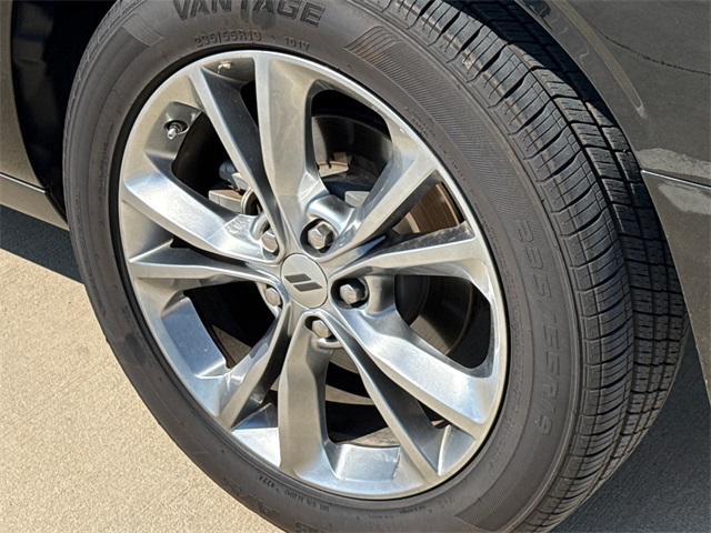 2023 Dodge Challenger SXT photo 11