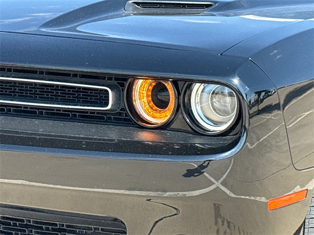 2023 Dodge Challenger SXT photo 5
