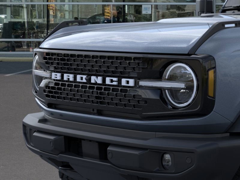 2025 Ford Bronco Outer Banks photo 17