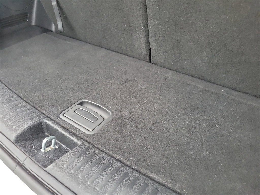 2019 Snow White Pearl Kia Sorento LX AWD SUV