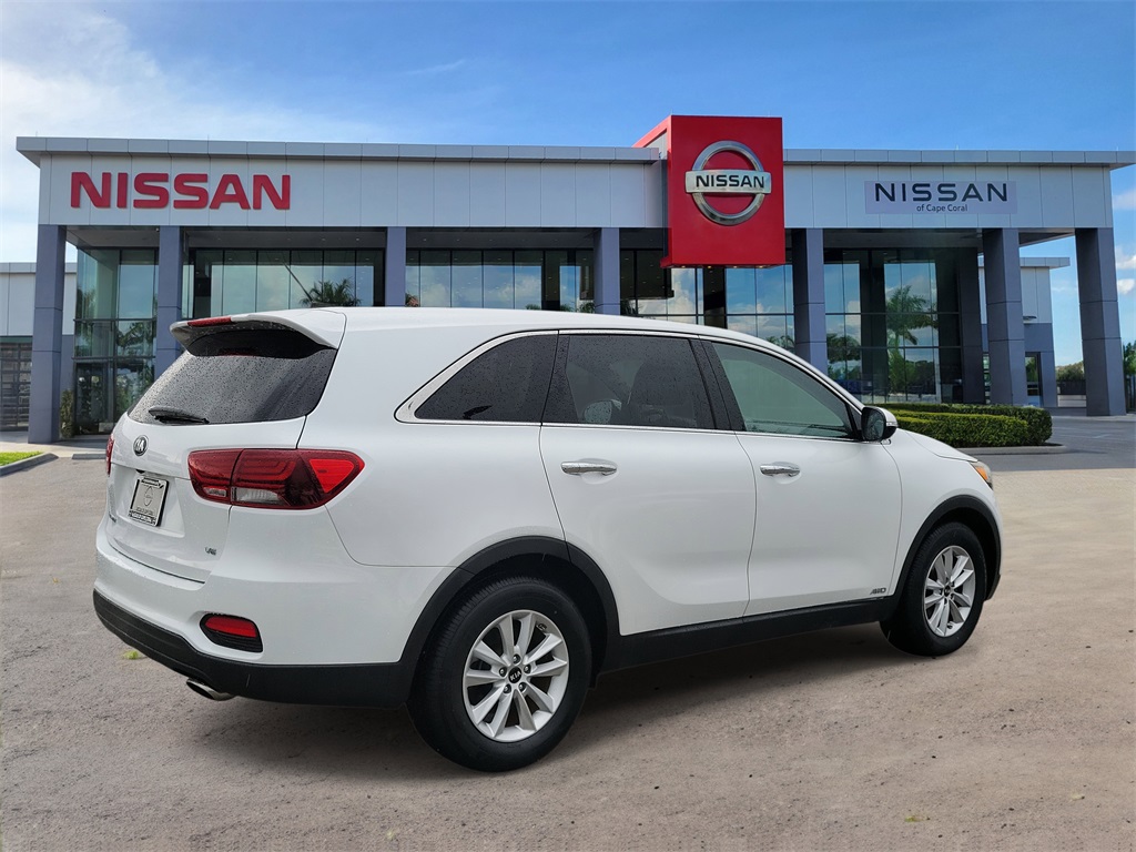 2019 Snow White Pearl Kia Sorento LX AWD SUV