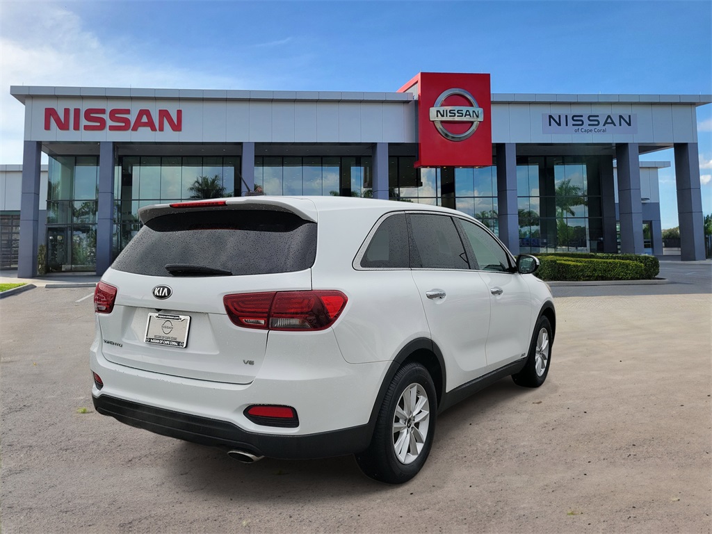 2019 Snow White Pearl Kia Sorento LX AWD SUV