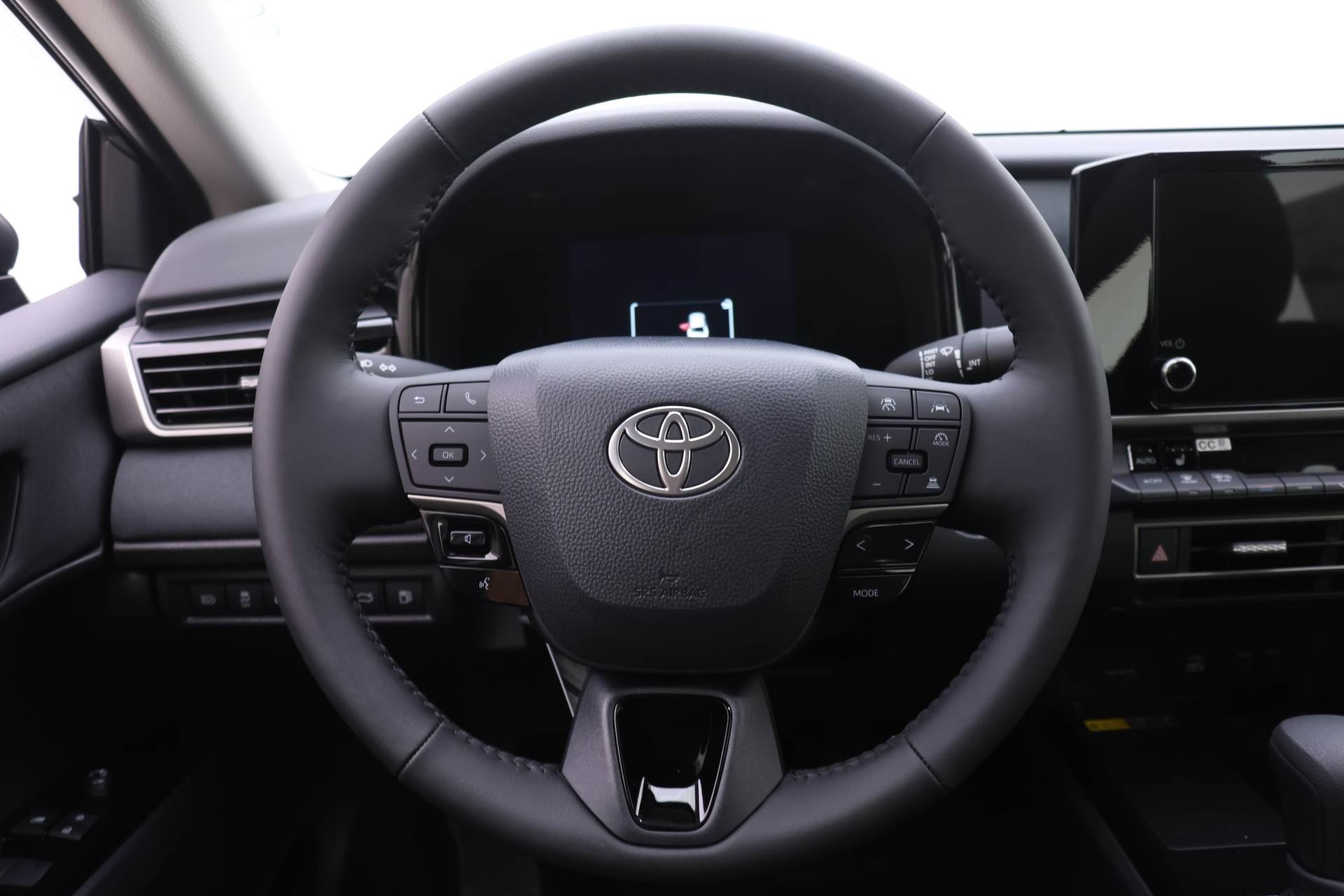 2026 Toyota Camry LE photo 11