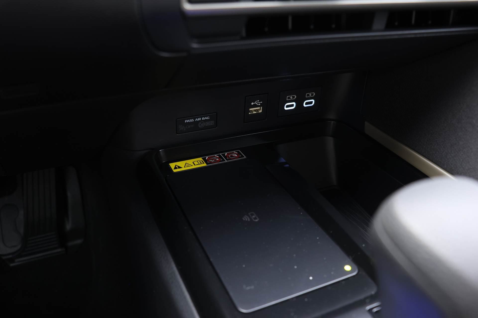 2026 Toyota Camry LE photo 6