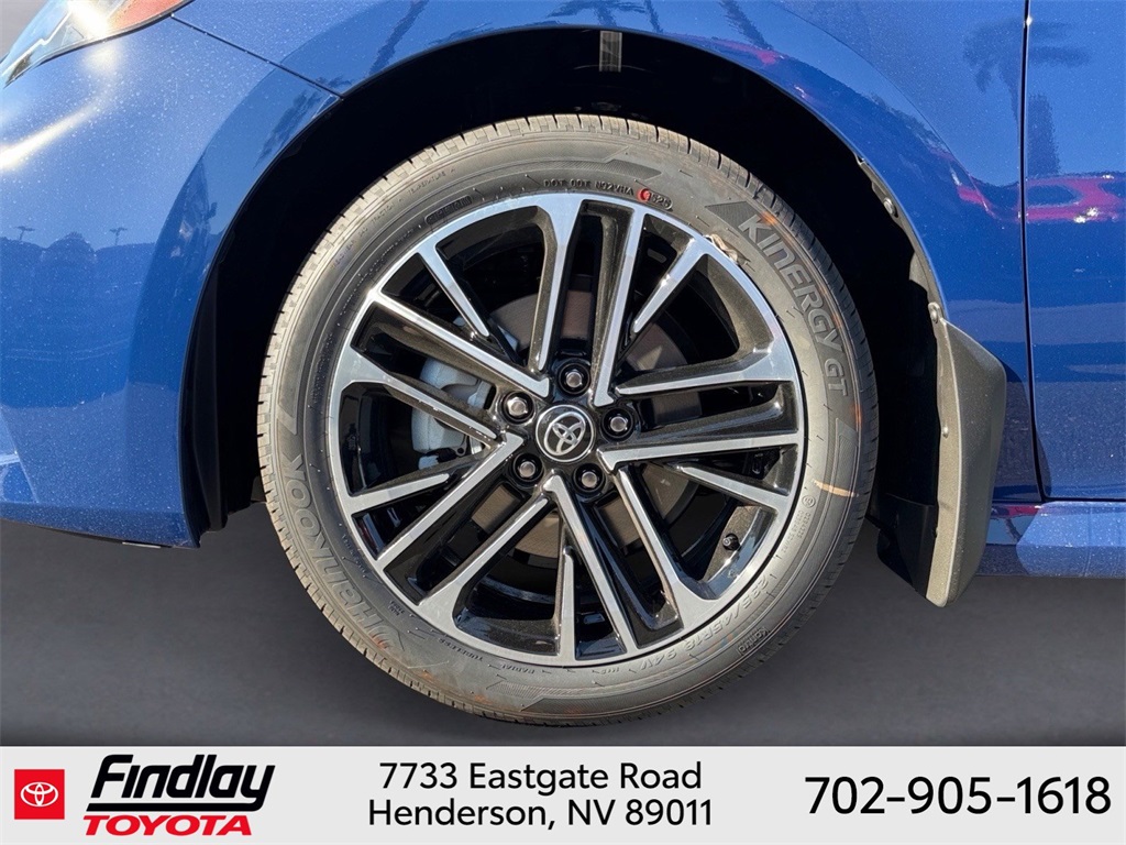 2026 Toyota Camry XLE photo 4