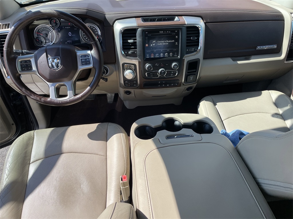 2017 Ram 1500 Laramie photo 13