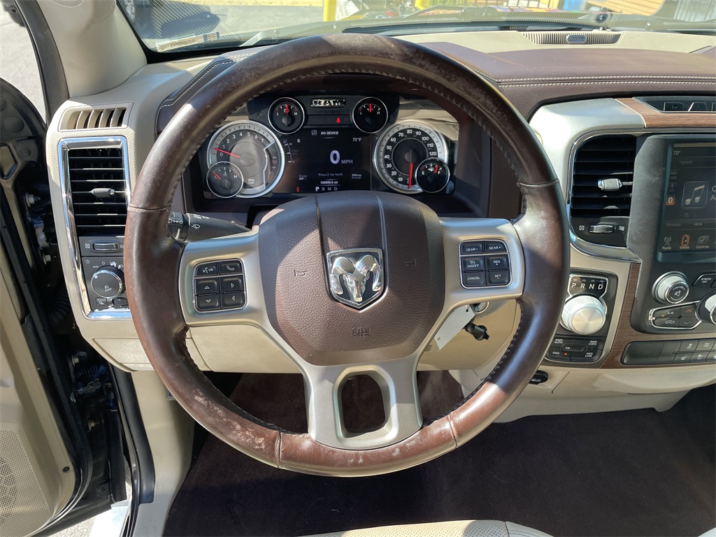 2017 Ram 1500 Laramie photo 14