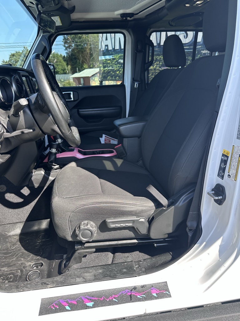 2021 Jeep Wrangler Unlimited Willys photo 11